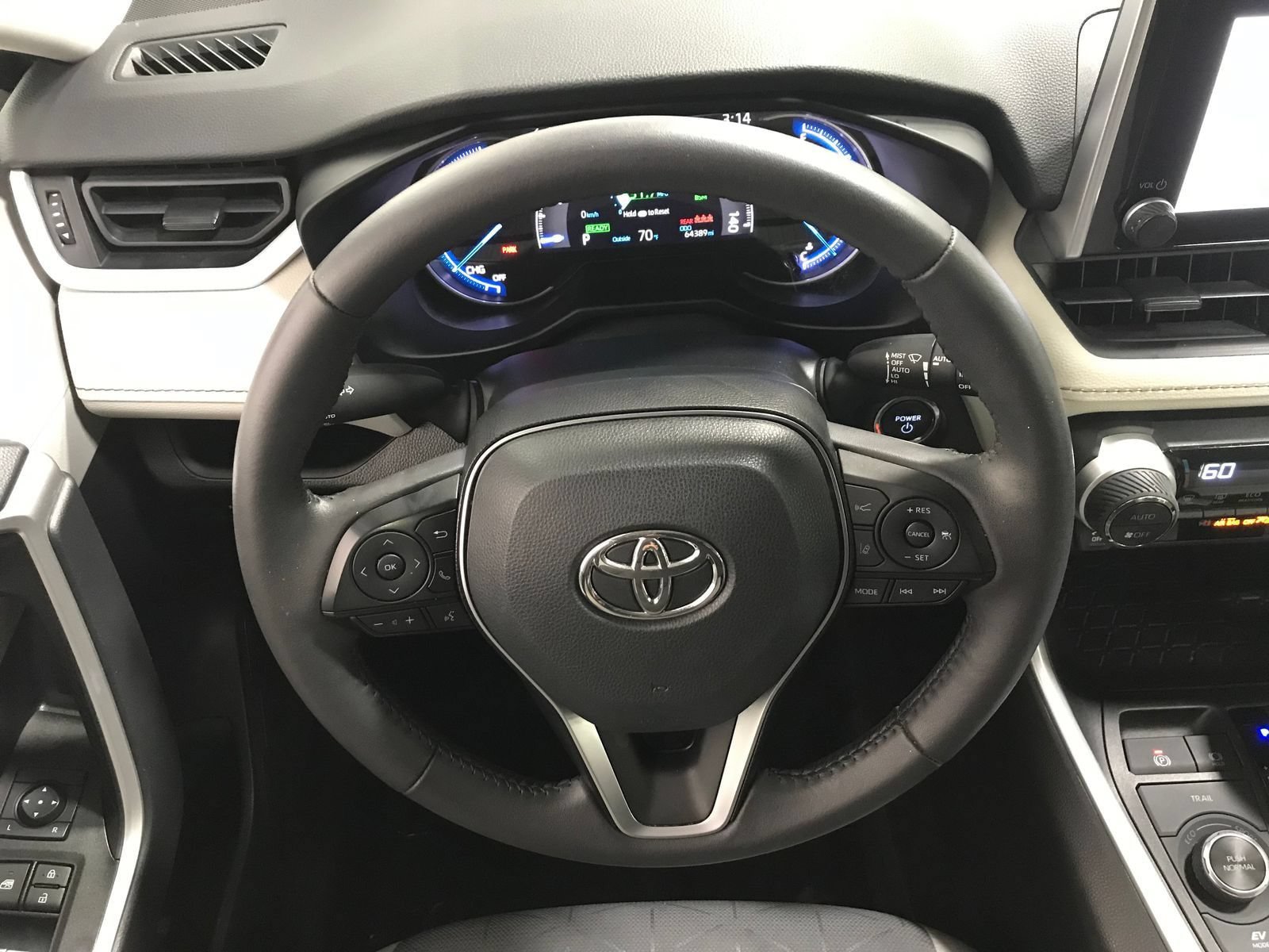 Used 2023 Toyota RAV4 XLE w/ Convenience Package AWD/4WD image 6