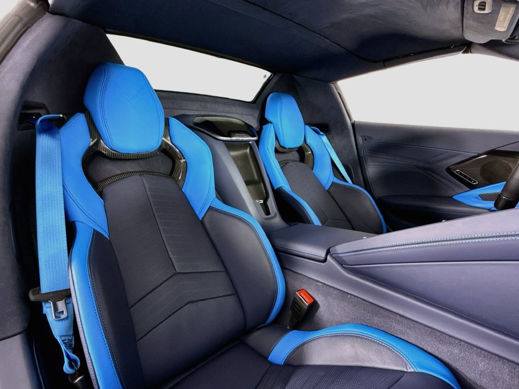 Used 2025 Chevrolet Corvette Z06 w/ Stealth Interior Trim Package RWD image 14