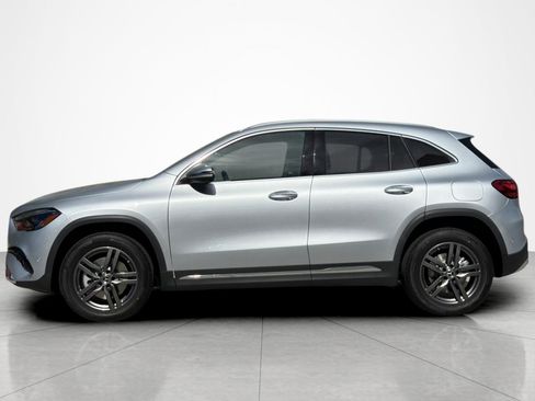 New 2026 Mercedes-Benz GLA 250 image 2