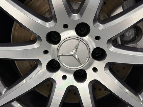 Used 2022 Mercedes-Benz GLB 35 AMG 4MATIC image 18