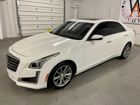 Used 2017 Cadillac CTS Luxury RWD image 3