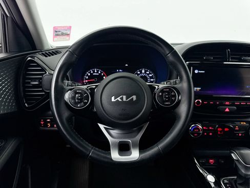Certified 2022 Kia Soul X-Line FWD image 3