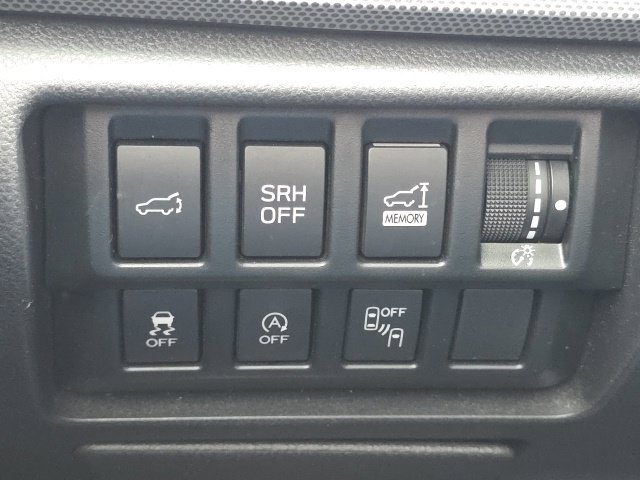 Used 2020 Subaru Forester Limited w/ Popular Package #3 AWD/4WD image 10