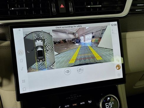 New 2026 Jaguar F-PACE SVR image 17