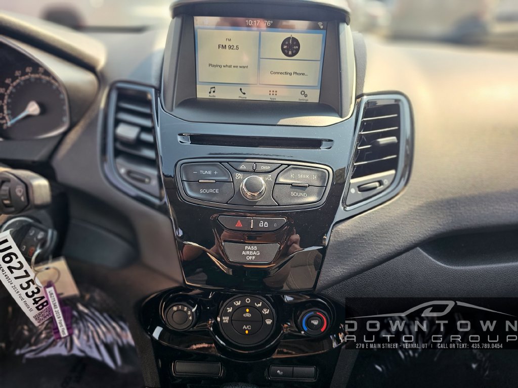 Used 2019 Ford Fiesta SE w/ Equipment Group 201A FWD image 16
