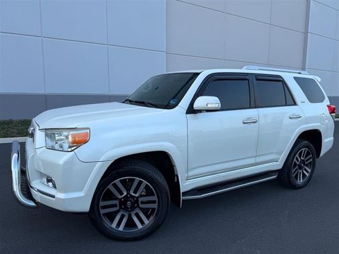 Used 2011 Toyota 4Runner SR5 AWD/4WD image 3