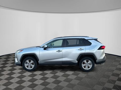 Used 2023 Toyota RAV4 XLE image 4