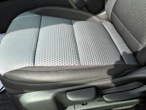 Certified 2026 Chevrolet Trax LT w/ Driver Confidence Package image 18