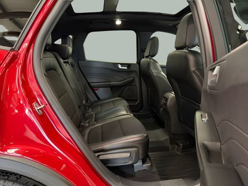 Used 2025 Ford Escape ST-Line w/ Tech Pack #1 AWD/4WD image 14