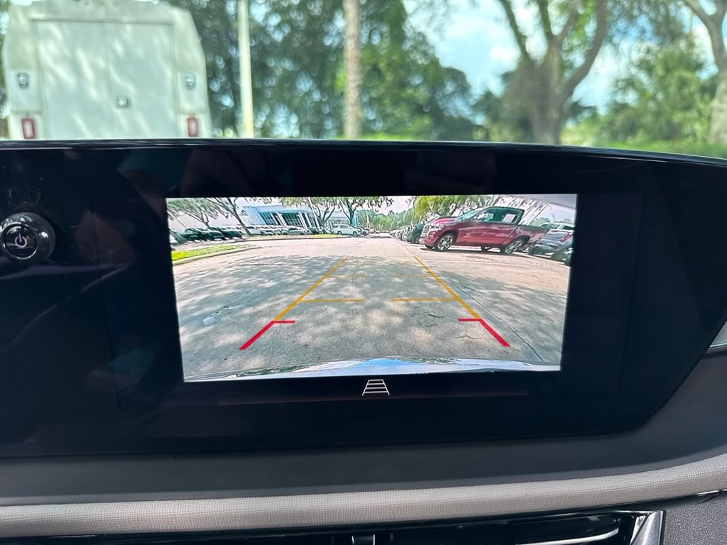 Used 2025 Buick Envista Avenir FWD image 55