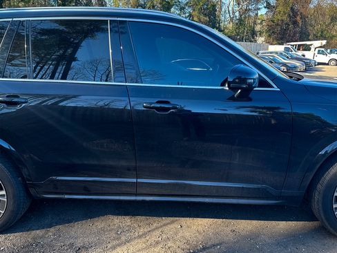 Used 2022 Volvo XC90 T6 Momentum image 16