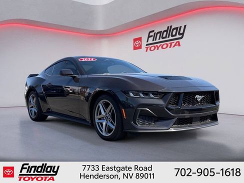 Used 2024 Ford Mustang GT Premium RWD image 4