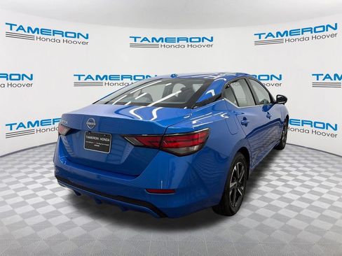 Used 2025 Nissan Sentra SV FWD image 5