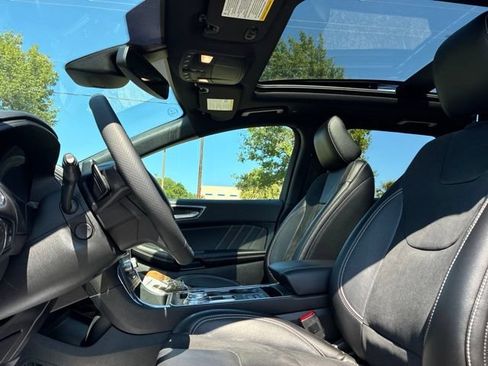 Used 2024 Ford Edge ST w/ Equipment Group 401A AWD/4WD image 21