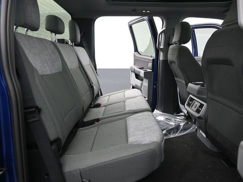 New 2026 Ford F250 XLT w/ XLT Premium Package AWD/4WD image 12