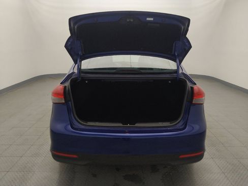 Used 2017 Kia Forte LX image 29