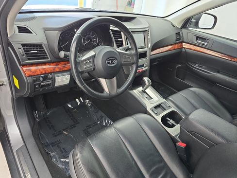Used 2011 Subaru Outback 3.6R Limited image 15