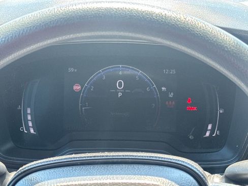 Used 2026 Toyota Corolla LE FWD image 15