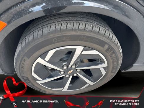 Used 2025 Chevrolet Equinox EV LT image 10