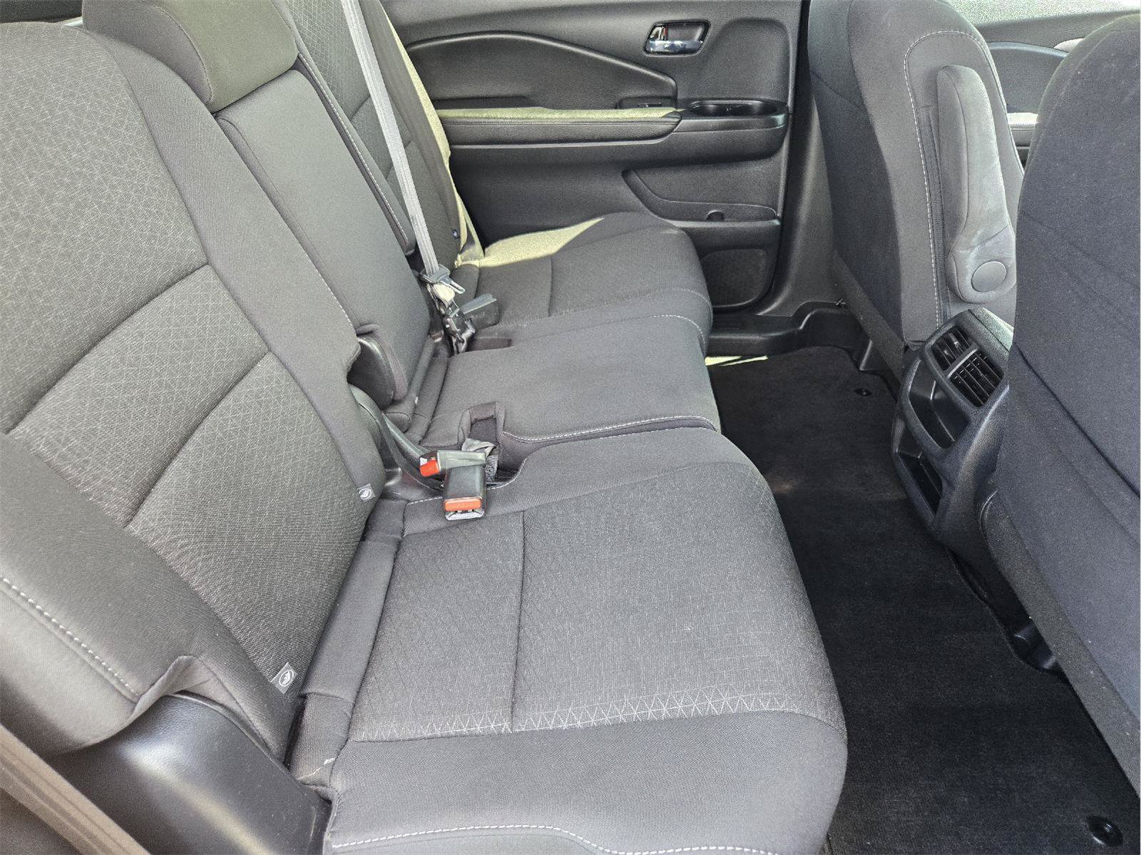 Used 2021 Honda Passport Sport image 28