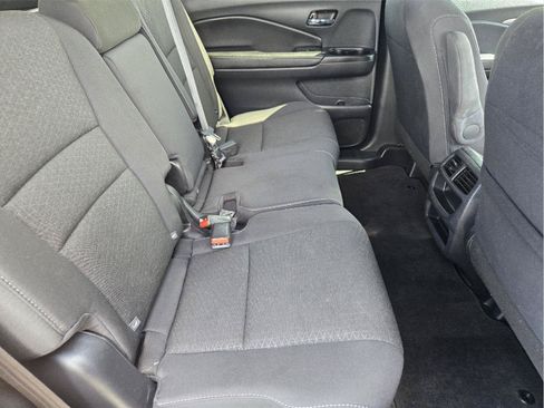 Used 2021 Honda Passport Sport image 28