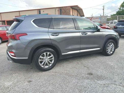 Used 2019 Hyundai Santa Fe SEL image 7