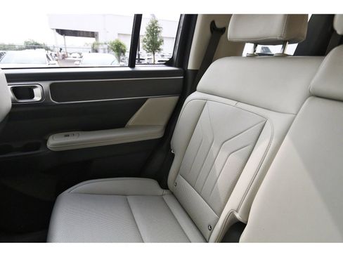 Certified 2024 Hyundai Santa Fe SEL FWD image 12