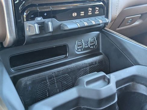 Used 2022 RAM 2500 Limited image 29
