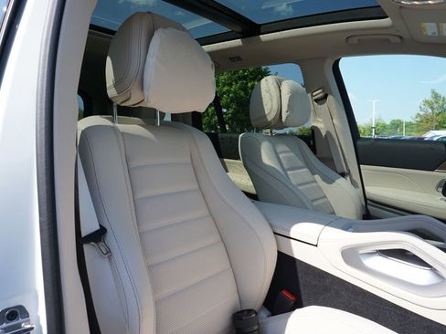 New 2026 Mercedes-Benz GLS 450 4MATIC image 51
