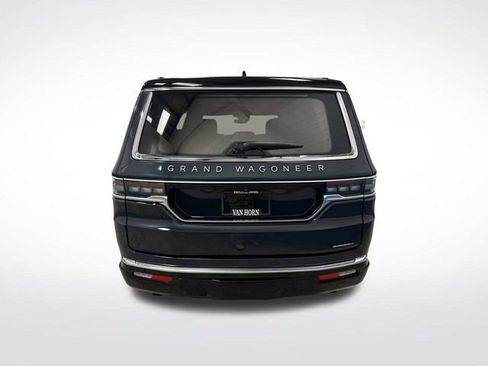 Used 2024 Jeep Grand Wagoneer Series III image 15