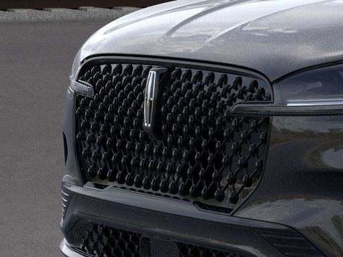 New 2026 Lincoln Aviator AWD image 17
