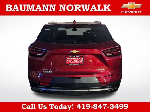 Used 2023 Chevrolet Blazer Premier AWD/4WD image 4