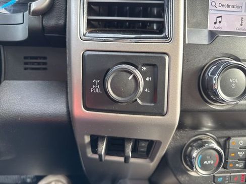 Used 2019 Ford F350 Lariat w/ Chrome Package image 21