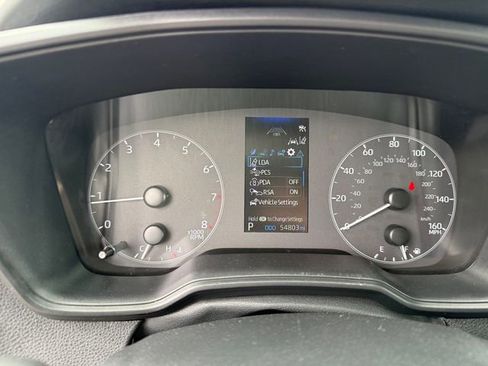Used 2024 Toyota Corolla LE image 5