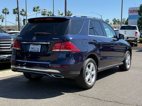 Certified 2018 Mercedes-Benz GLE 350 4MATIC image 9