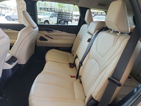 Used 2025 INFINITI QX60 Luxe w/ Vision Package image 23