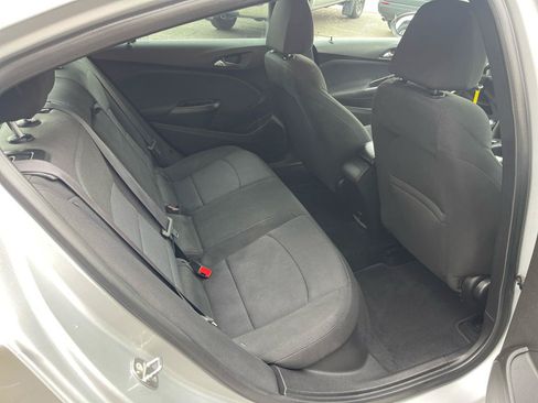 Used 2017 Chevrolet Cruze LT w/ RS Package FWD image 24