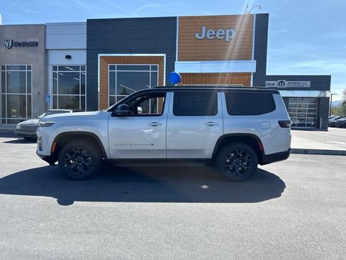 New 2026 Jeep Grand Wagoneer 4WD image 8