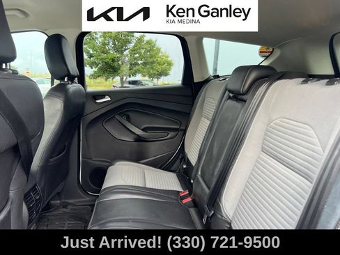 Used 2019 Ford Escape SE FWD image 10