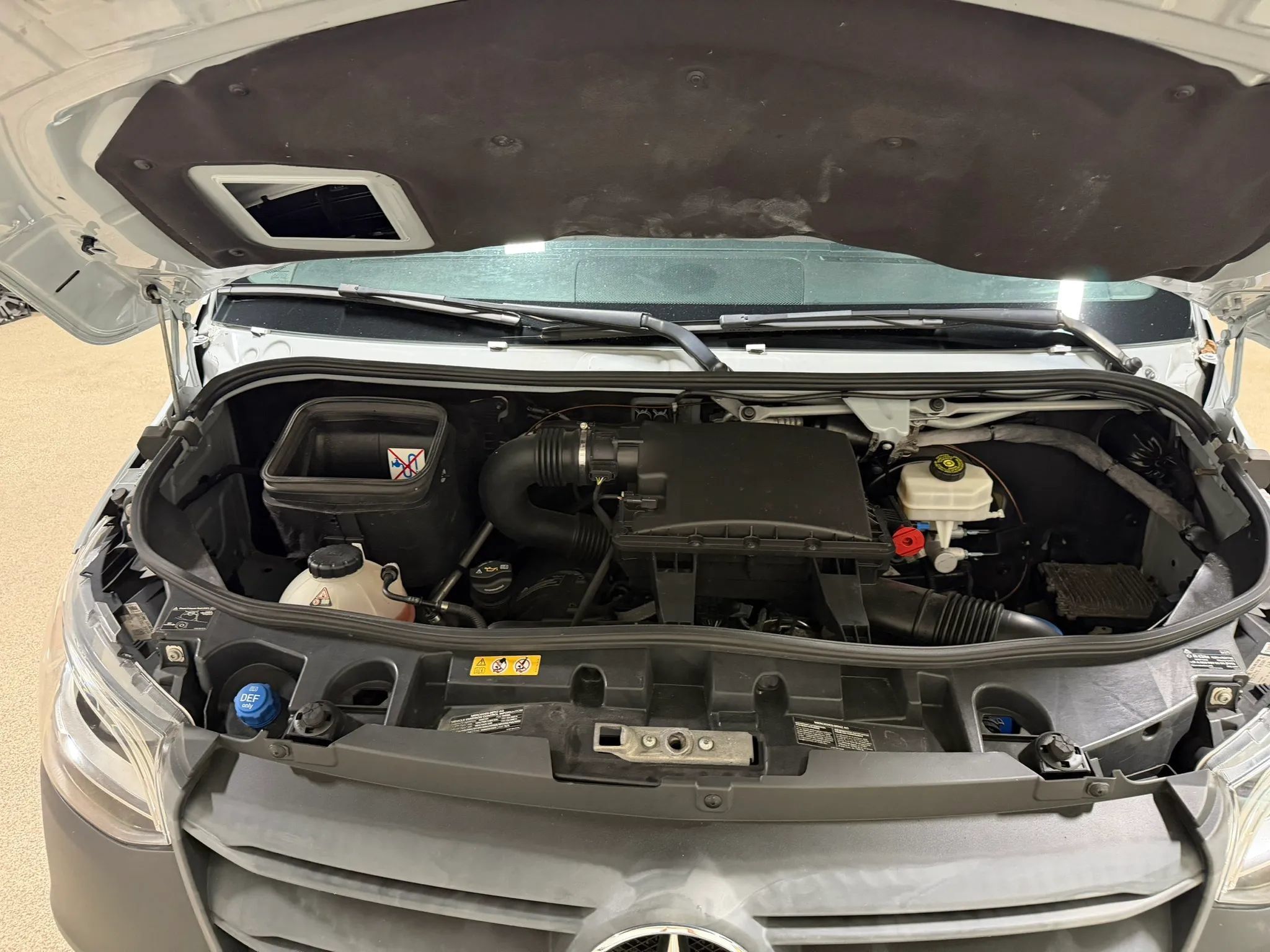 Used 2022 Mercedes-Benz Sprinter 2500 image 50