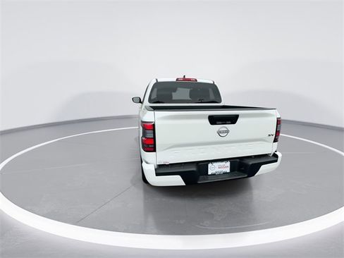 Certified 2024 Nissan Frontier SV image 7