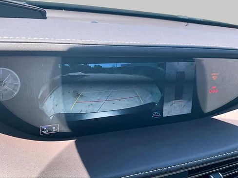 Used 2018 Lexus LS 500 w/ Luxury Package RWD image 25