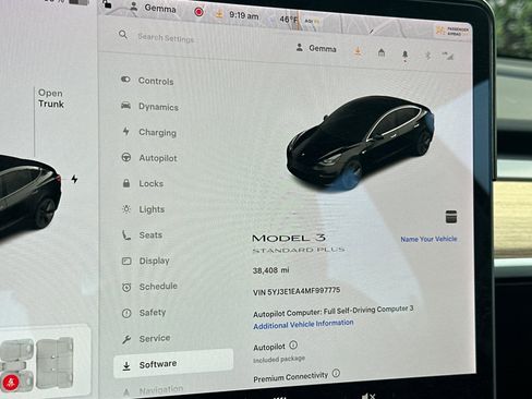 Used 2021 Tesla Model 3 Standard Range Plus image 23