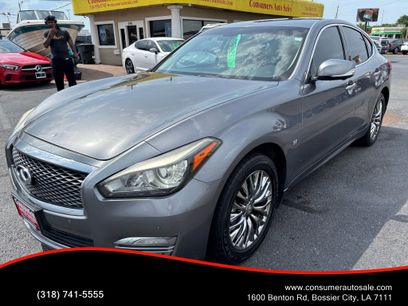 Used 2019 INFINITI Q70 Luxe