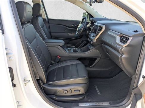 Used 2023 GMC Acadia Denali image 23