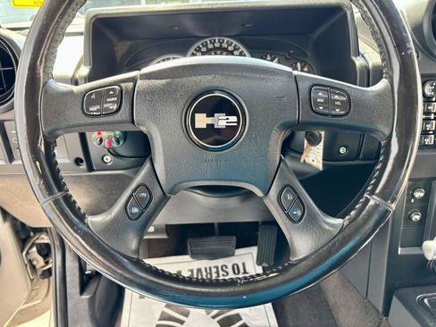 Used 2005 HUMMER H2 w/ Preferred Equipment Group AWD/4WD image 25