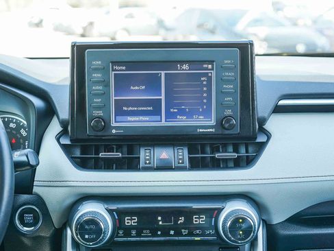 Used 2022 Toyota RAV4 XLE Premium image 14