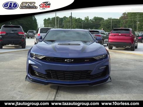 Used 2020 Chevrolet Camaro SS RWD image 4