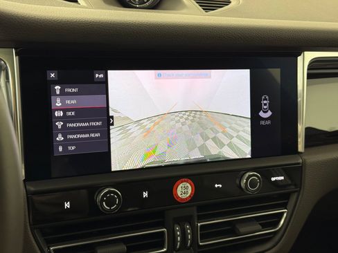 New 2025 Porsche Macan image 30
