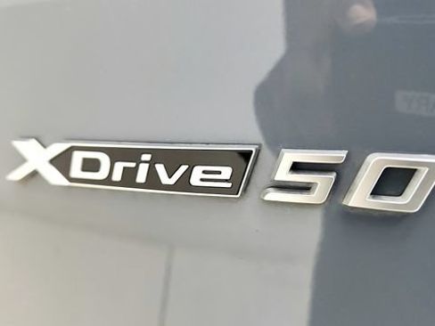 Used 2024 BMW iX xDrive50 w/ Sport Package AWD/4WD image 35